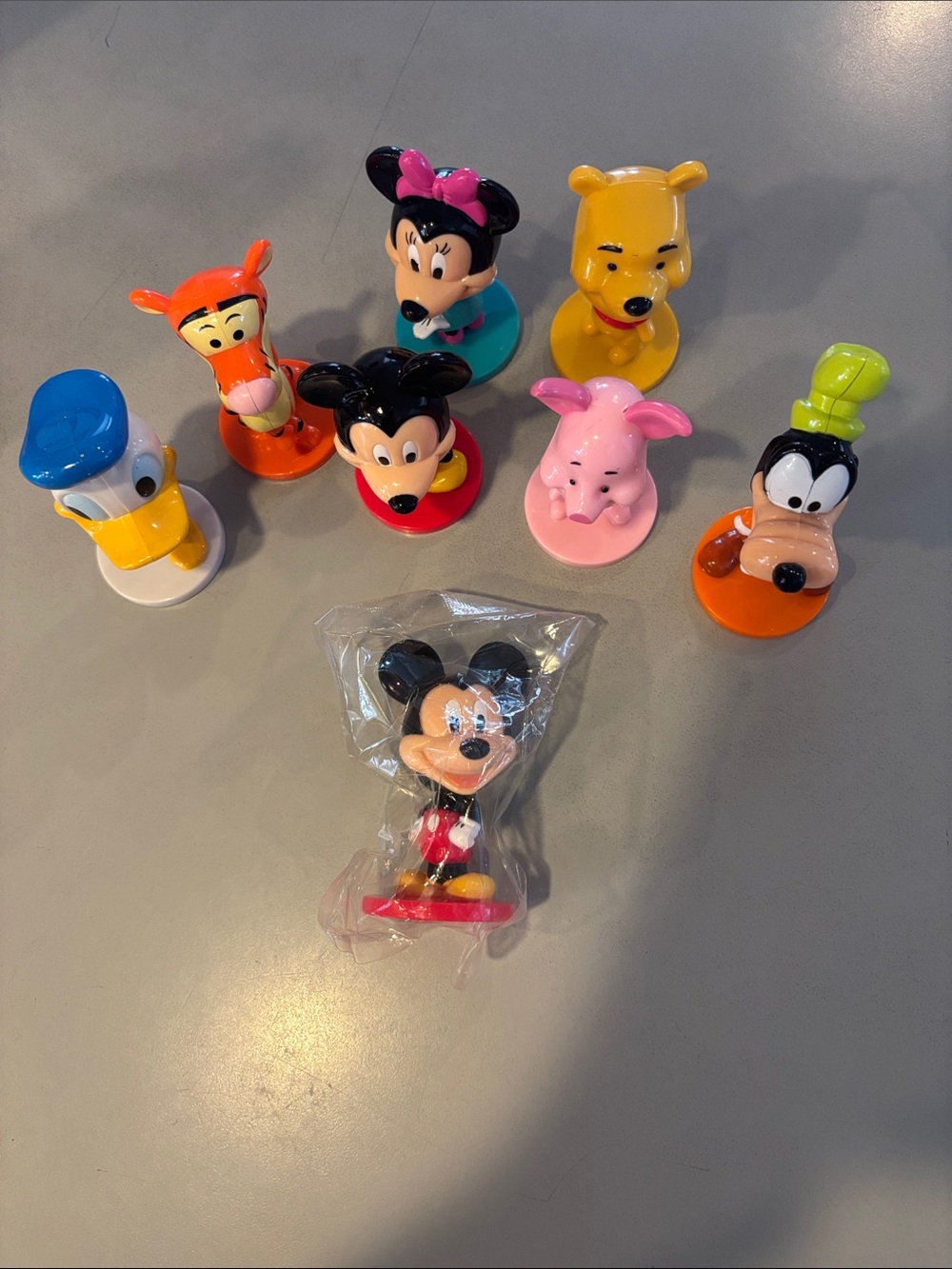 Disney  lot of 8 Mini Bobble Head Nodders Kelloggs Cereal Premium